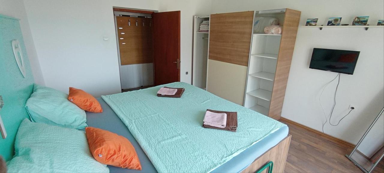App Zeljka, 200M Beach Novi Vinodolski Exterior foto